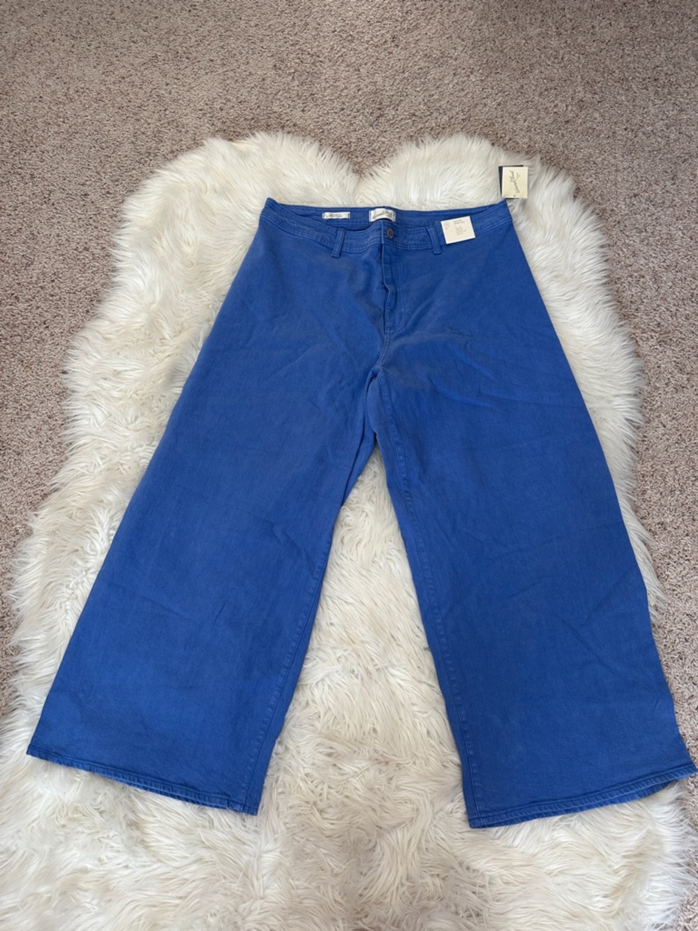 NWT Universal Thread Sailor Wide Leg high rise jeans - Blue
